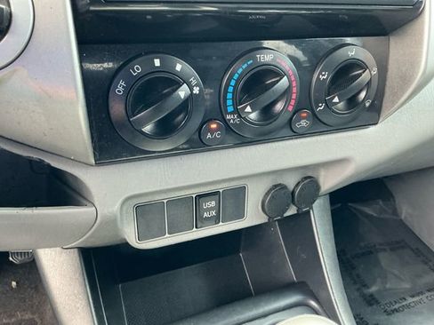 Used 2013 Toyota Tacoma 4x4 Double Cab w/ TRD Sport Pkg image 23