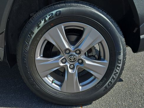 Used 2023 Toyota RAV4 XLE w/ Convenience Package image 35