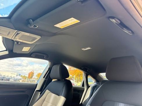 Used 2025 Honda Civic Sport image 25