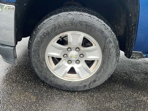 Used 2018 Chevrolet Silverado 1500 LT w/ All Star Edition AWD/4WD image 13