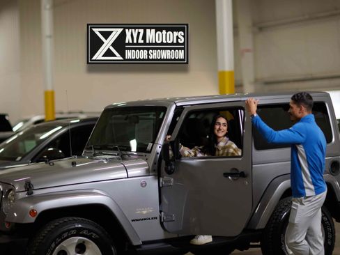 Used 2023 Chevrolet Tahoe High Country w/ Advanced Technology Package AWD/4WD image 49