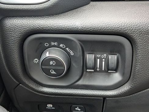 New 2026 RAM 1500 Laramie w/ Night Edition image 24