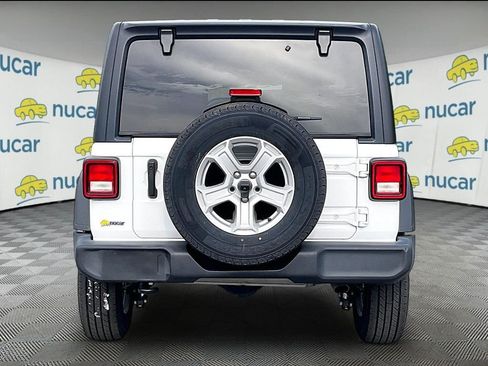 Used 2022 Jeep Wrangler Unlimited Sport AWD/4WD image 5