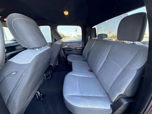 Used 2021 RAM 2500 Big Horn image 27