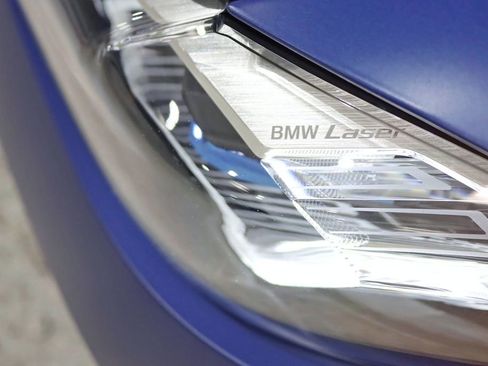 Used 2021 BMW M4 Coupe w/ Executive Package RWD image 9