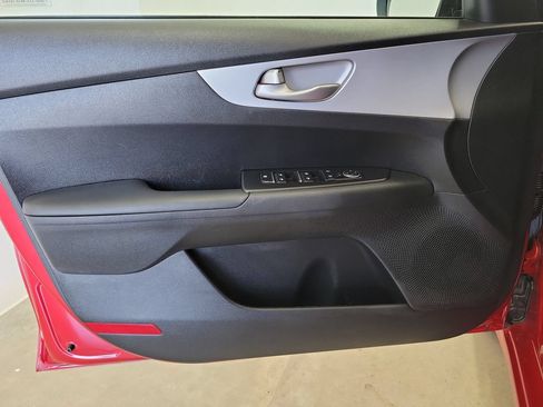 Used 2024 Kia Forte LXS FWD image 18