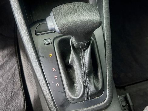 Used 2021 Kia Rio LX image 19