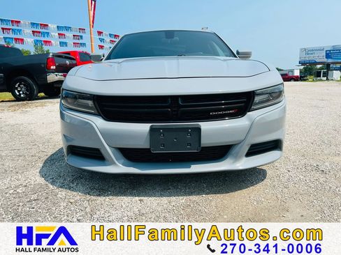 Used 2021 Dodge Charger SXT w/ Leather Interior Group RWD image 8