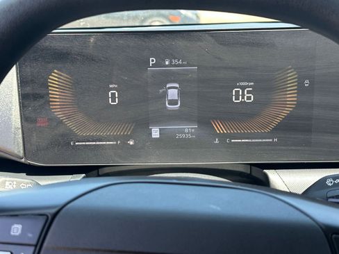 Used 2025 Kia K4 FWD image 39