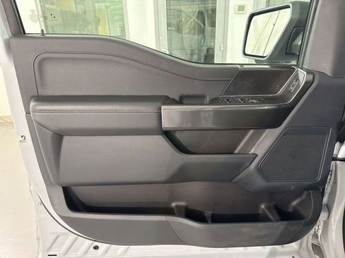 Used 2022 Ford F150 XLT w/ Equipment Group 302A High image 19