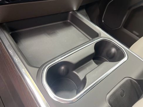 New 2026 GMC Sierra 2500 SLT w/ SLT Premium Package image 16