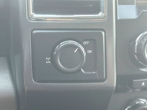 Used 2015 Ford F150 XLT w/ Equipment Group 302A Luxury RWD image 21