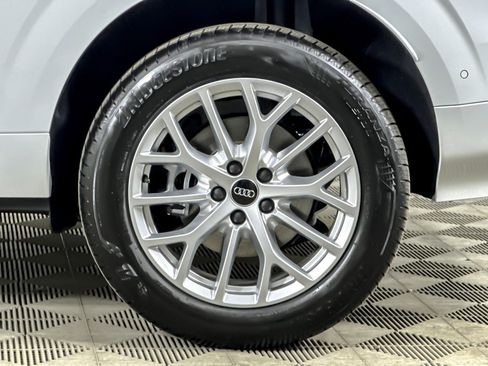 New 2026 Audi Q3 quattro 2.0T AWD/4WD image 23