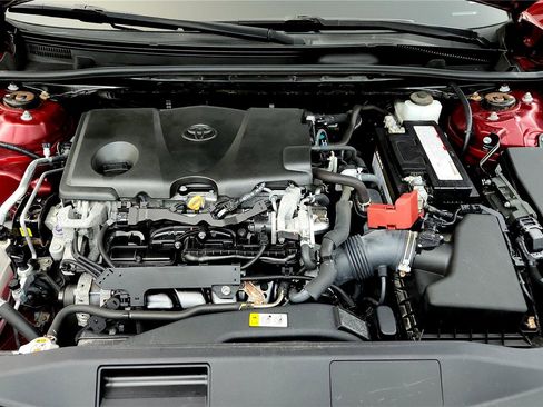 Used 2019 Toyota Camry LE w/ Carpet Mat Package image 15