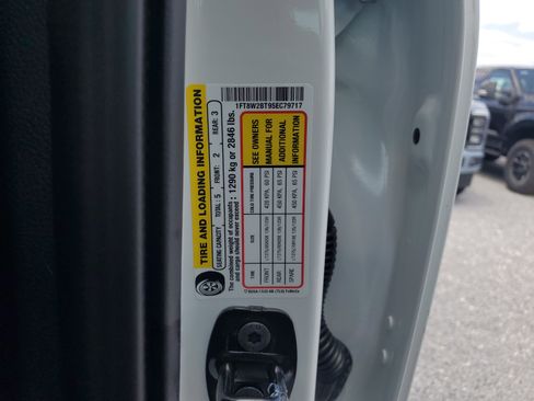 New 2025 Ford F250 Platinum w/ FX4 Off-Road Package image 22