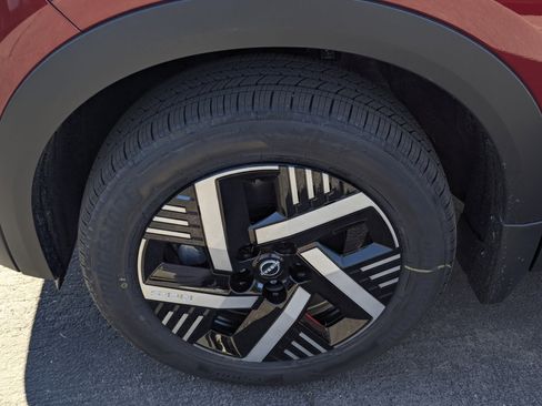 New 2026 Nissan Kicks SV image 7