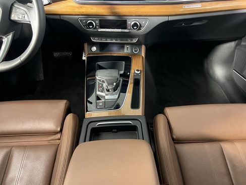 Used 2022 Audi Q5 2.0T Prestige w/ Prestige Package image 18