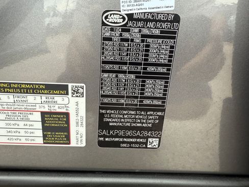 Certified 2025 Land Rover Range Rover SE AWD/4WD image 27