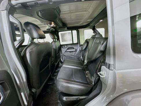 Used 2023 Jeep Wrangler Sahara w/ Cold Weather Group image 26