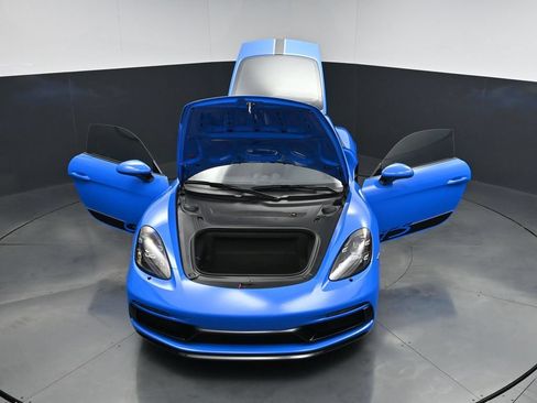 Used 2024 Porsche 718 Cayman GTS RWD image 30