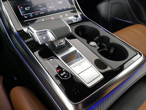 Used 2022 Audi RS Q8 image 70