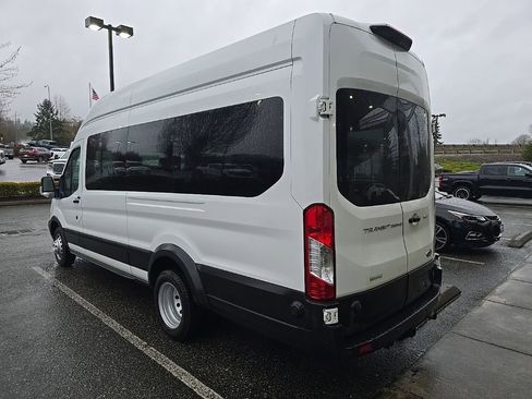 Used 2019 Ford Transit 350 XLT image 4