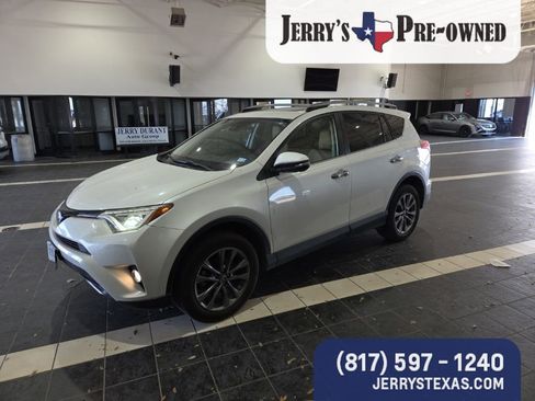 Used 2018 Toyota RAV4 Limited image 1