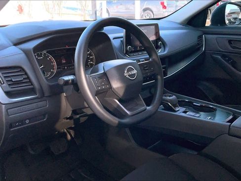 Certified 2025 Nissan Rogue S FWD image 13