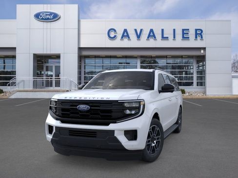 New 2026 Ford Expedition Max Active image 2