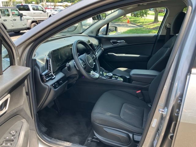 Used 2023 Kia Sportage LX AWD/4WD image 10