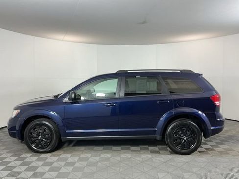 Used 2018 Dodge Journey SE FWD image 8