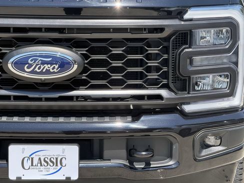 Used 2025 Ford F250 XL w/ STX Appearance Package AWD/4WD image 8