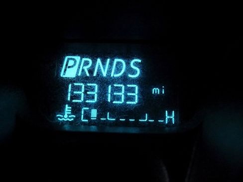 Used 2015 Ford Fiesta Titanium image 22