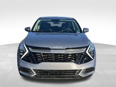 Used 2025 Kia Sportage EX image 11
