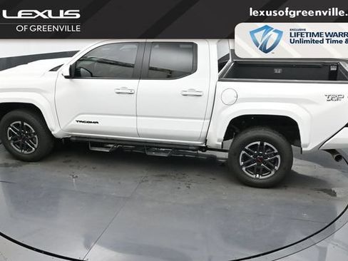 Used 2024 Toyota Tacoma TRD Sport RWD image 23