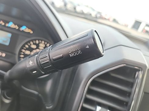 Used 2019 Ford F150 XLT RWD image 14