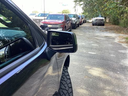 Used 2023 Chevrolet Silverado 1500 LT RWD image 30