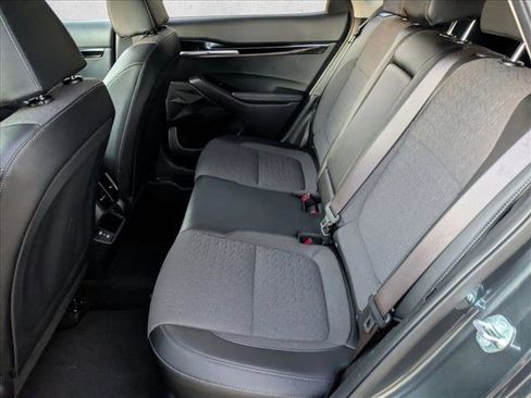 Used 2025 Kia Seltos S image 17