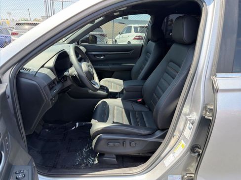 Used 2025 Honda CR-V Sport-L image 12