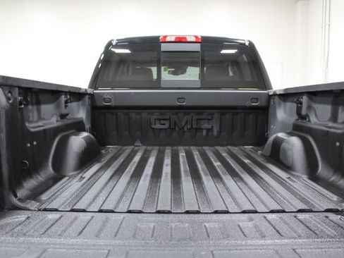 Used 2018 GMC Sierra 1500 SLT AWD/4WD image 14