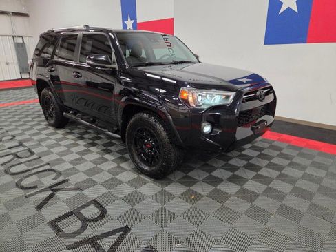 Used 2022 Toyota 4Runner SR5 Premium image 23