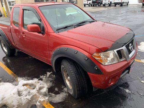 Used 2013 Nissan Frontier PRO-4X image 7