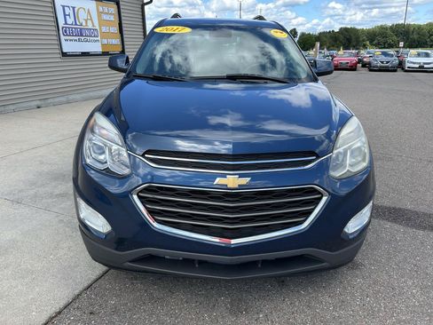 Used 2017 Chevrolet Equinox LT w/ Convenience Package FWD image 2