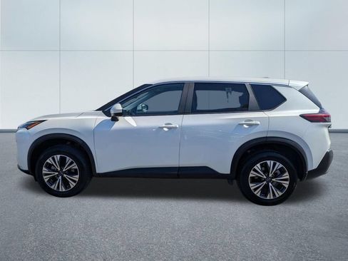 Used 2023 Nissan Rogue SV FWD image 3