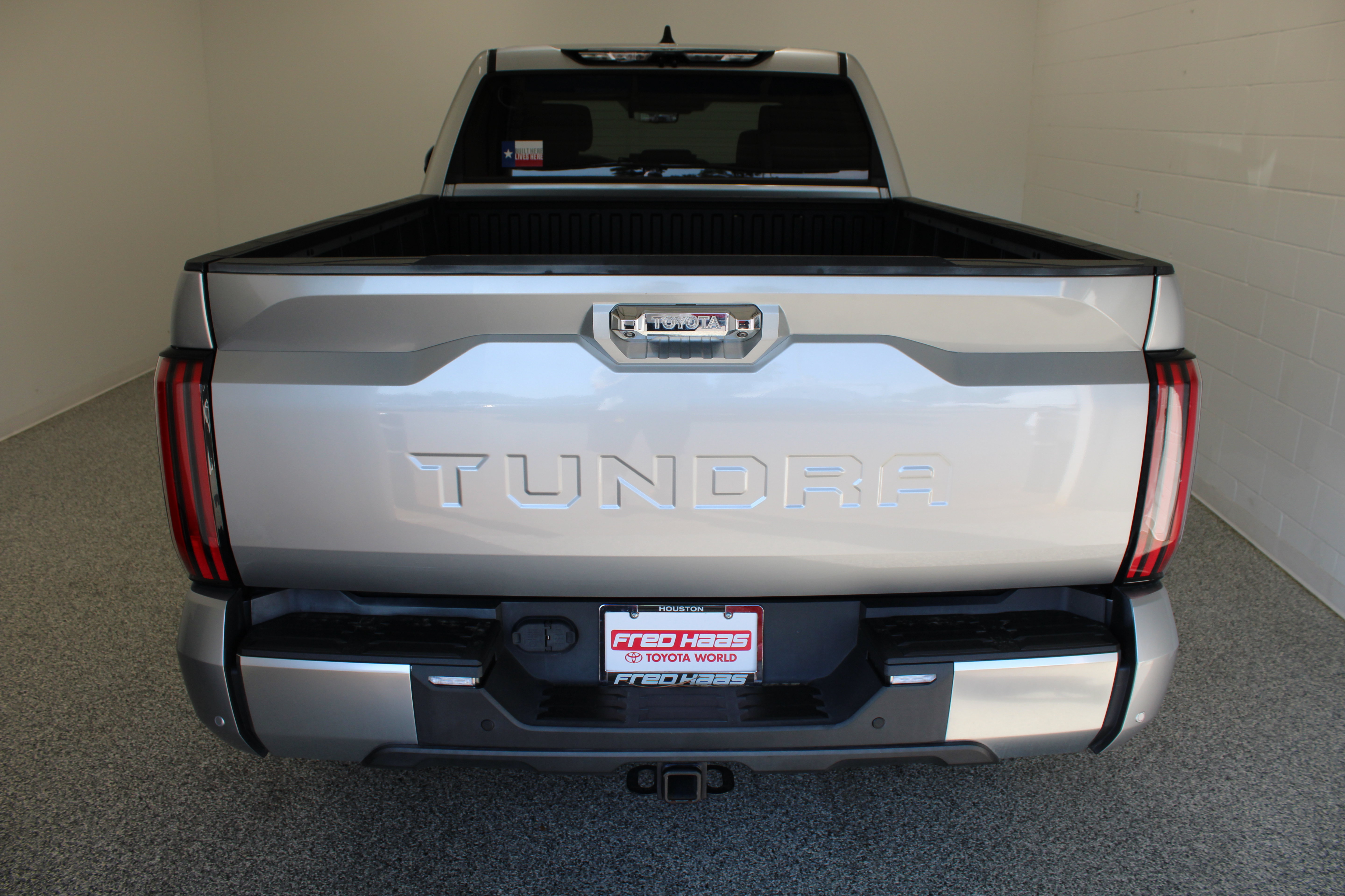 Used 2022 Toyota Tundra Limited AWD/4WD image 8