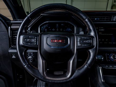 Used 2022 GMC Sierra 1500 AT4 w/ AT4 Premium Package AWD/4WD image 16