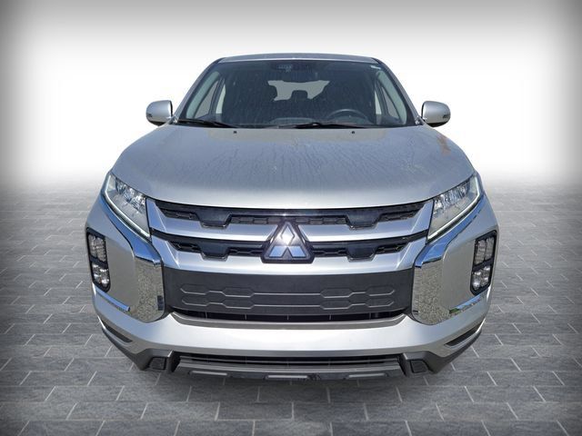 Used 2025 Mitsubishi Outlander Sport SE AWD/4WD image 2