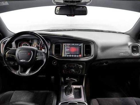 Used 2019 Dodge Charger R/T w/ Plus Group RWD image 21