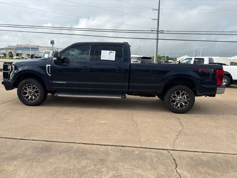 Used 2021 Ford F350 Lariat w/ Lariat Ultimate Package AWD/4WD image 4