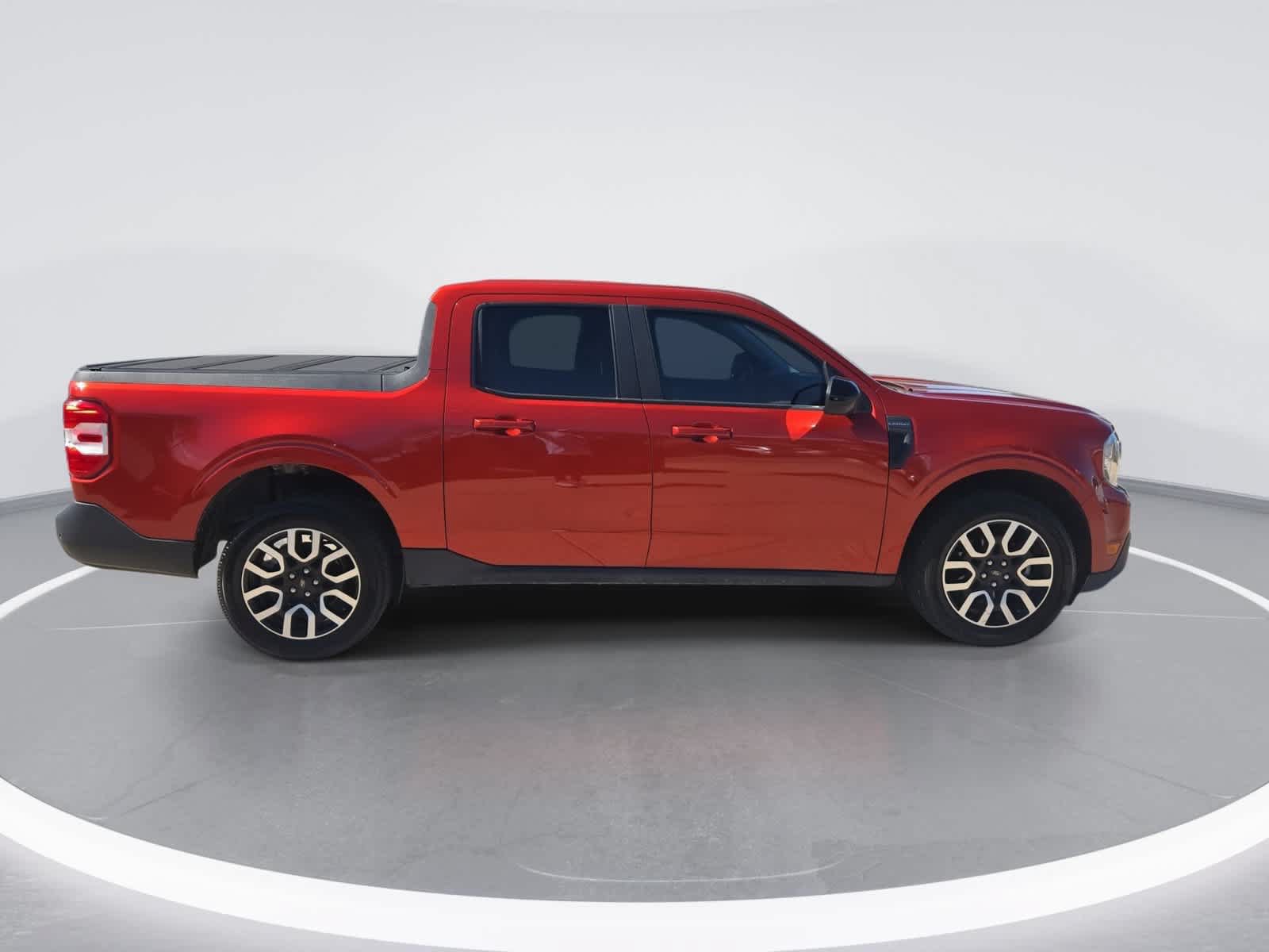 Used 2024 Ford Maverick Lariat FWD image 9